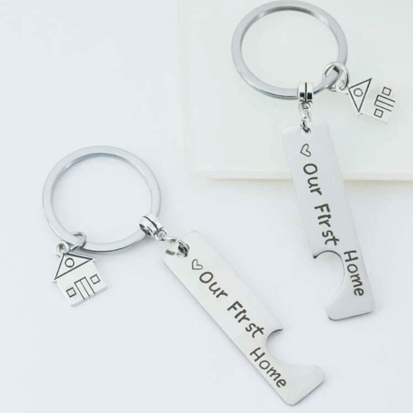 2 pcs Our First Home Couple House Heart Charm Keychain Silver Plated Gift - Picture 3 of 5